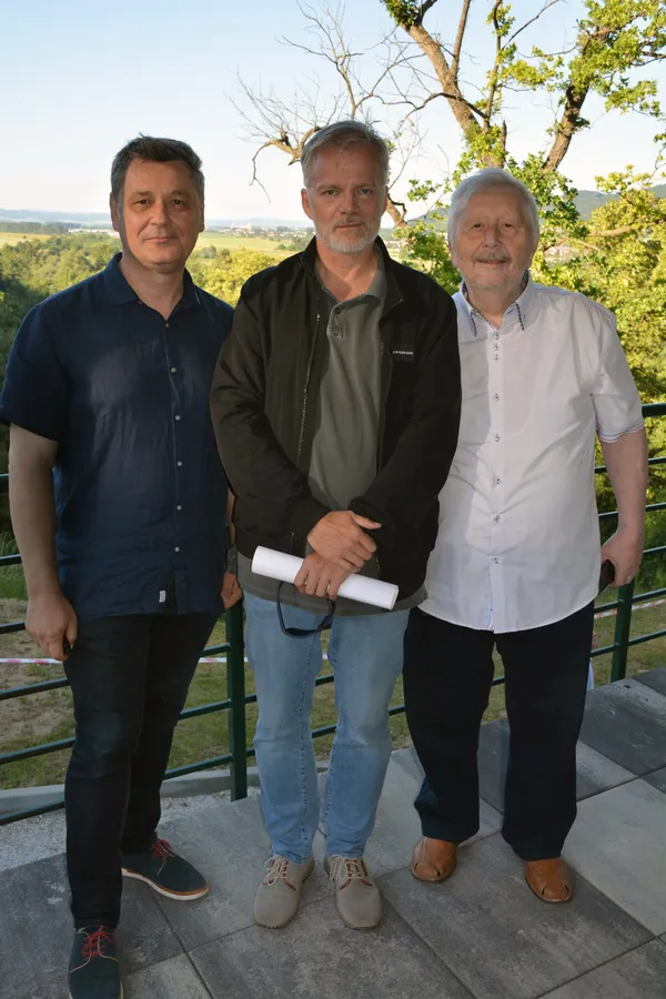 Stretnutie pri Sympóziu ORA ET ARS v Skalke, z ľava: Martin Augustín, Erik Ondreička, Jozef Augustín